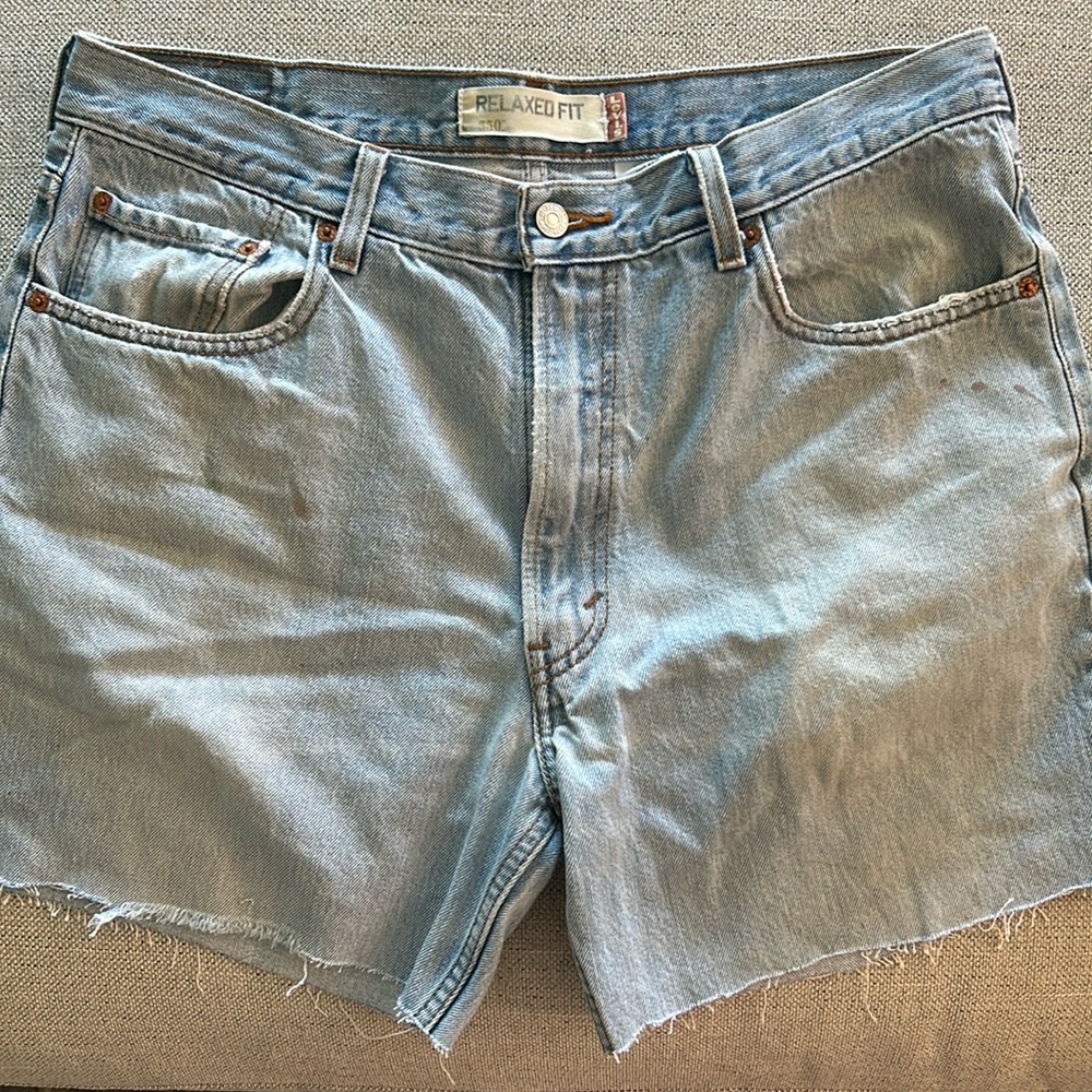 used distressed Levi denim shorts